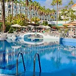 Duque Beachfront Elite شقة