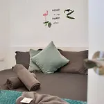 Duque Beachfront Elite شقة