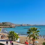 Duque Beachfront Elite شقة