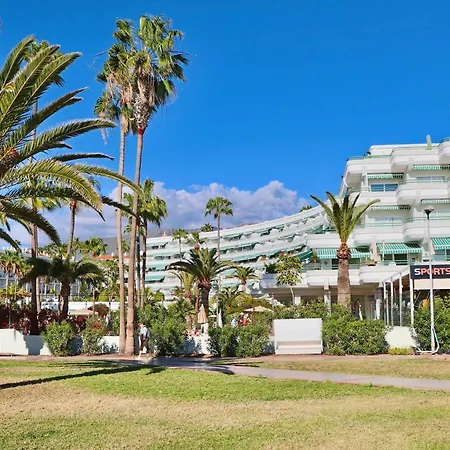 Duque Beachfront Elite شقة أذيخي
