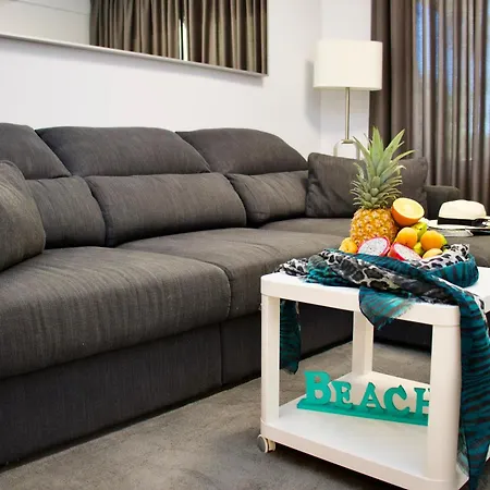 Duque Beachfront Elite Адехе