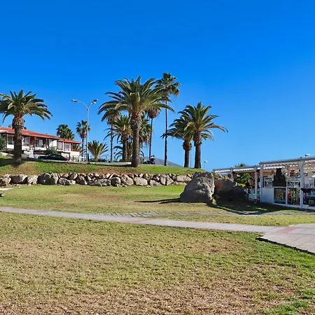 Duque Beachfront Elite شقة