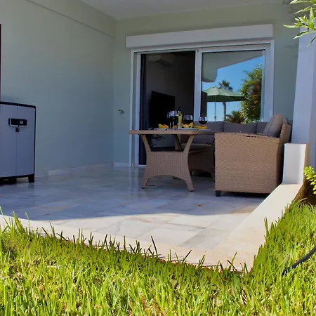 Duque Beachfront Elite أذيخي