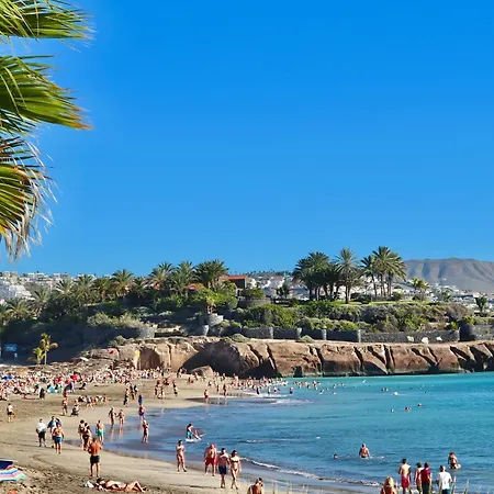 Duque Beachfront Elite Daire *