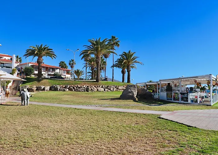 Duque Beachfront Elite Διαμέρισμα